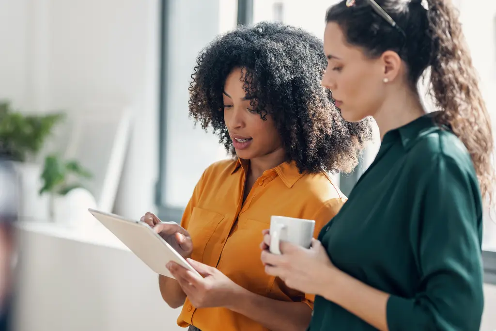 Hybrid Workplace Dynamics: Whiteboards Meet AI Automation