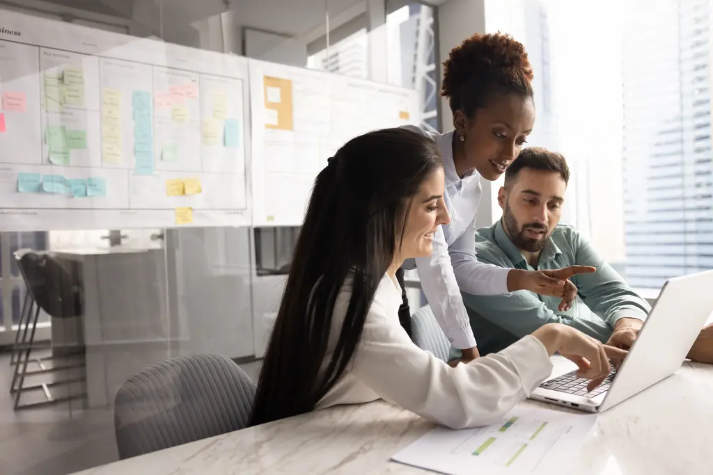 Breaking Data Silos: The Operational ROI of Syncing CRM with ERP