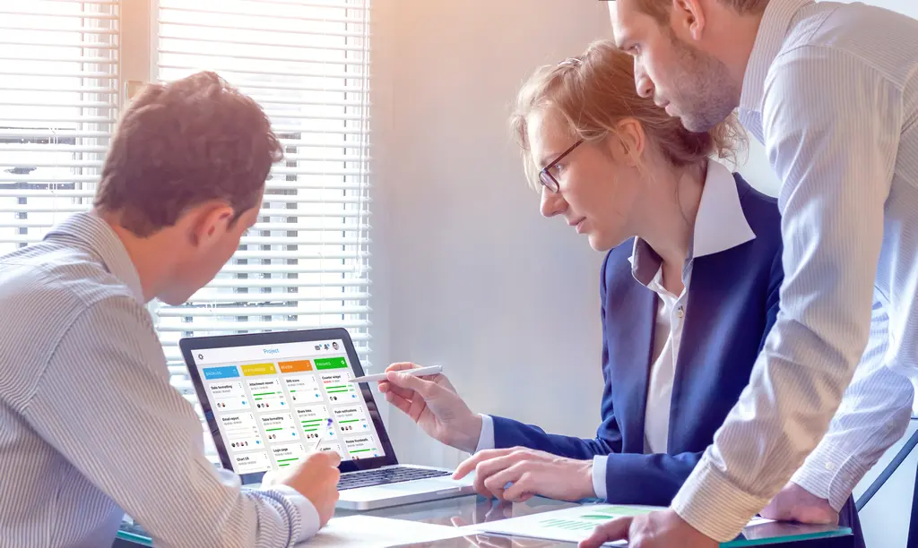 Project Management for Service Businesses: Keep Scope, Hours, and Clients Aligned Project Management for Service Businesses: Keep Scope, Hours, and Clients Aligned