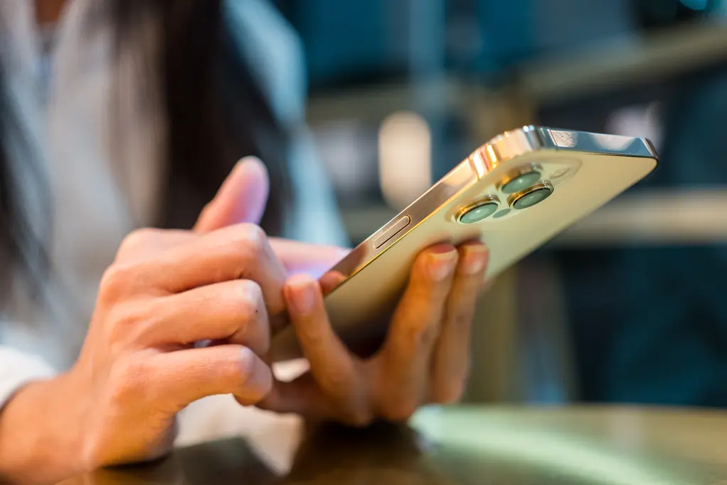 Stop Dispatching by Phone: How Service Company Software Puts Your Field Team on Autopilot