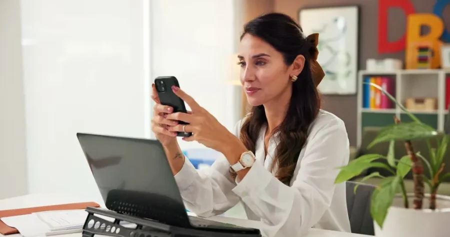 Customer Emails to CRM Records: 7 Steps to Keep Your Sales Data Clean