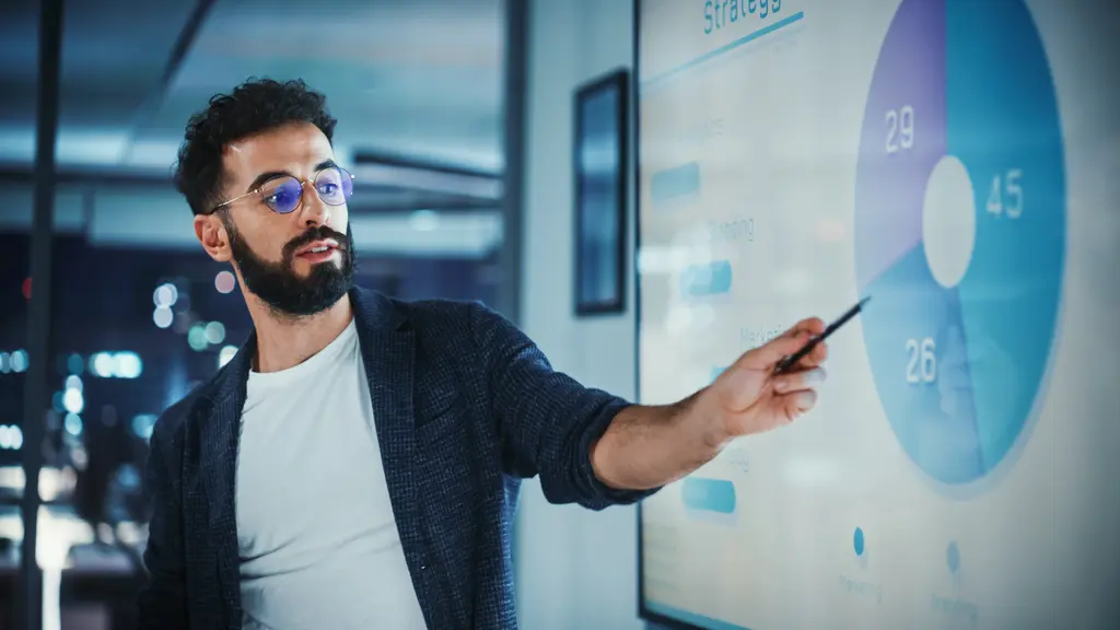 shutterstock_2136489321.webp Master Your Sales Process: 7 Tips to Optimize CRM Forms for Success